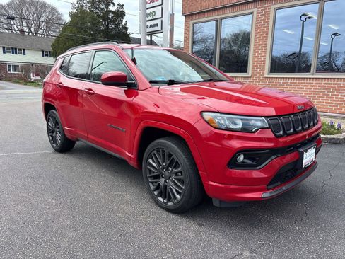 Used 2022 Jeep Compass Limited image 27