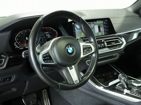 Used 2019 BMW X5 xDrive50i w/ M Sport Package image 24