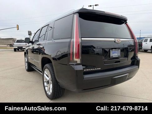 Used 2018 Cadillac Escalade Premium Luxury image 13