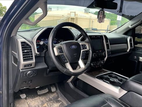 Used 2019 Ford F250 Lariat w/ Lariat Ultimate Package AWD/4WD image 5