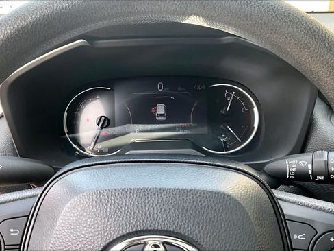 Used 2025 Toyota RAV4 XLE w/ Convenience Package FWD image 26