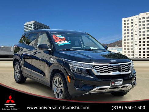 Used 2021 Kia Seltos LX AWD/4WD image 1