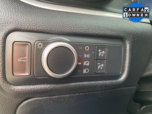 Used 2021 Ford Explorer XLT w/ Class III Trailer Tow Package image 18