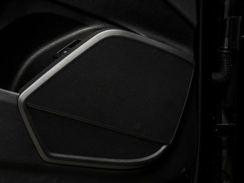 Used 2018 Audi Q5 2.0T Premium Plus w/ Premium Plus Package image 31