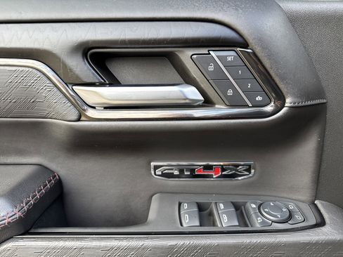 Used 2024 GMC Sierra 1500 AT4X image 15