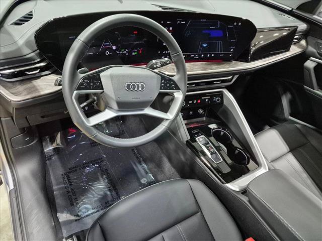 Used 2025 Audi Q5 Premium AWD/4WD image 10