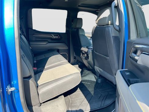 Used 2022 Chevrolet Silverado 1500 ZR2 w/ Technology Package image 28
