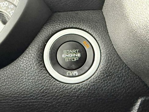 Used 2022 RAM 1500 Big Horn w/ Built-to-serve Edition image 34