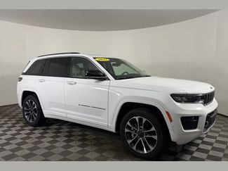 Used 2022 Jeep Grand Cherokee Overland w/ Luxury Tech Group IV AWD/4WD 360° Tour