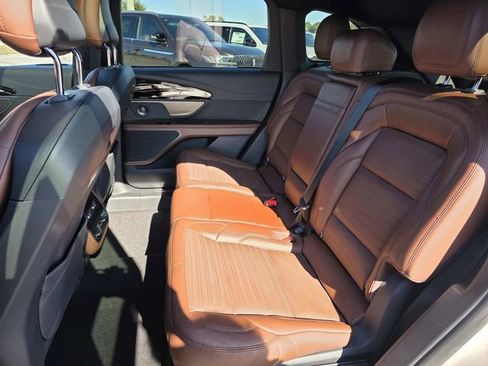 New 2026 Lincoln Nautilus Reserve w/ Jet Appearance Package image 7