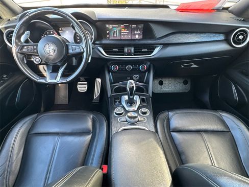 Used 2022 Alfa Romeo Stelvio Sprint image 20