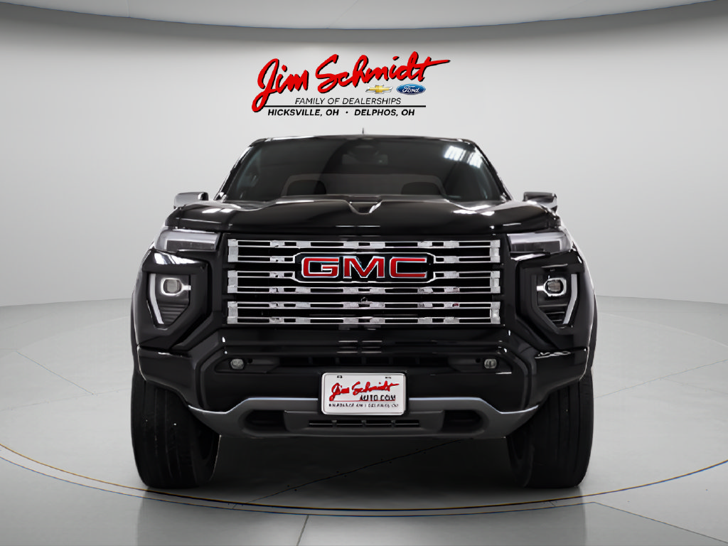 Used 2024 GMC Canyon Denali AWD/4WD image 2