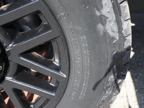 Used 2022 Ford F250 XLT w/ Black Appearance Package image 49