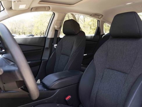 Used 2023 Honda Accord EX image 17