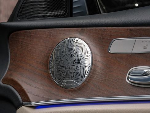 Used 2017 Mercedes-Benz E 300 image 45