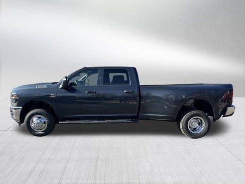 New 2026 RAM 3500 Tradesman image 8