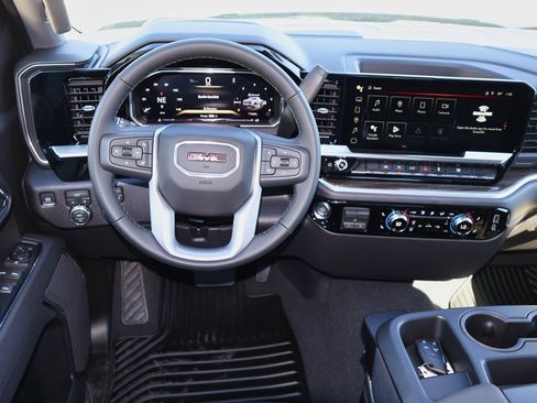 New 2026 GMC Sierra 1500 Elevation image 15