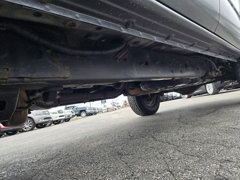 Used 2020 Toyota Tacoma TRD Off-Road w/ Technology Package image 23