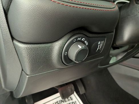 Certified 2024 Dodge Durango GT image 22