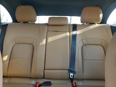 Used 2023 Jaguar F-PACE S image 7