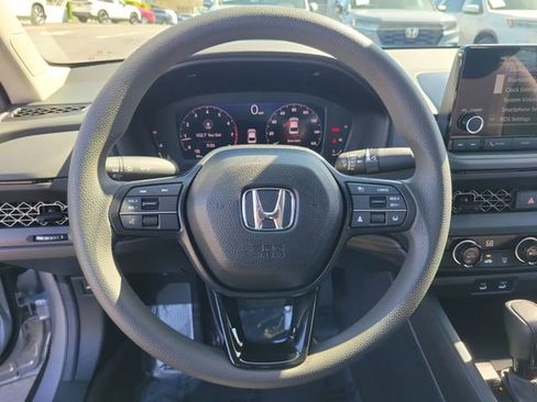 Certified 2025 Honda Accord LX image 19