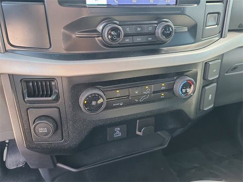 Used 2023 Ford F150 XLT image 29