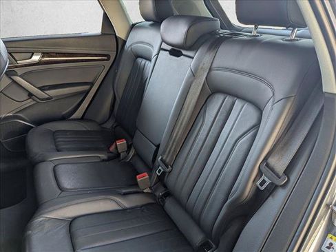 Used 2018 Audi Q5 2.0T Premium Plus AWD/4WD image 21
