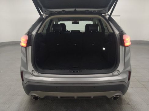 Used 2021 Ford Edge Titanium AWD/4WD image 29