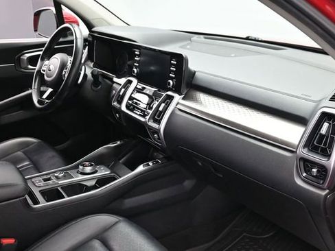 Used 2021 Kia Sorento S FWD image 29
