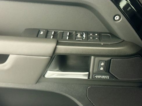 New 2026 Land Rover Defender 110 V8 AWD/4WD image 16