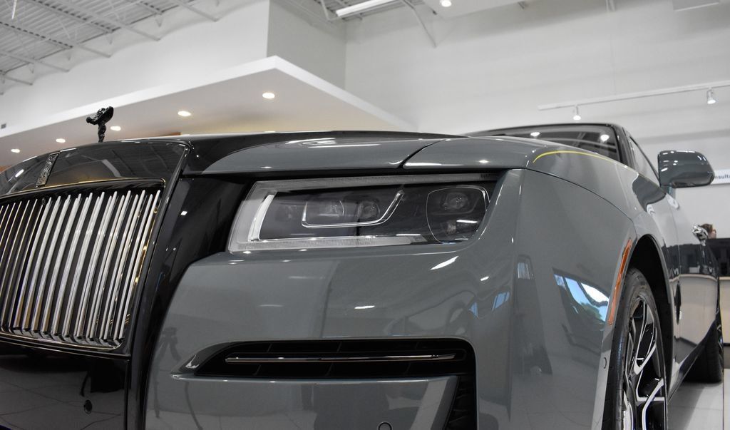 Used 2023 Rolls-Royce Ghost Black Badge w/ Black Badge Ghost Package AWD/4WD image 12