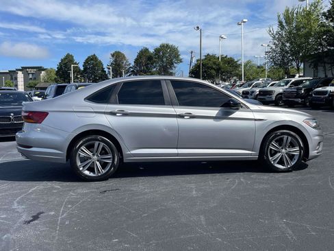 Used 2019 Volkswagen Jetta R-Line FWD image 8