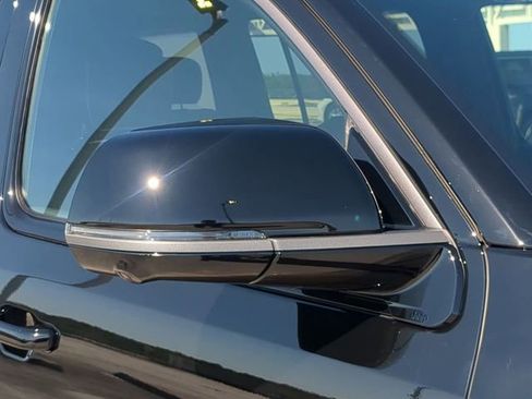 New 2026 Jeep Grand Wagoneer Summit AWD/4WD image 12