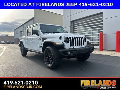 Used 2023 Jeep Gladiator Sport S
