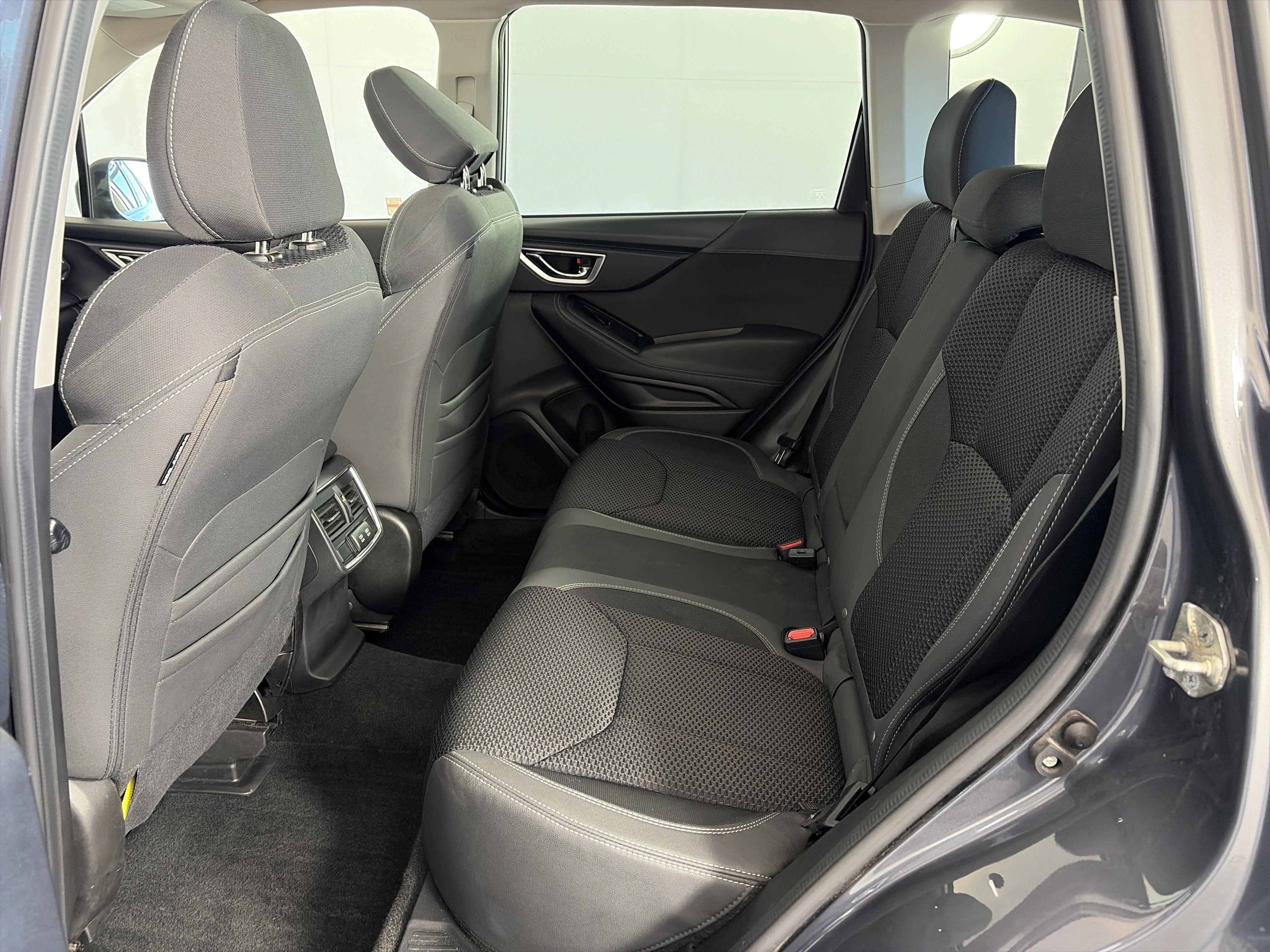 Used 2021 Subaru Forester Premium w/ Popular Package #1 AWD/4WD image 7