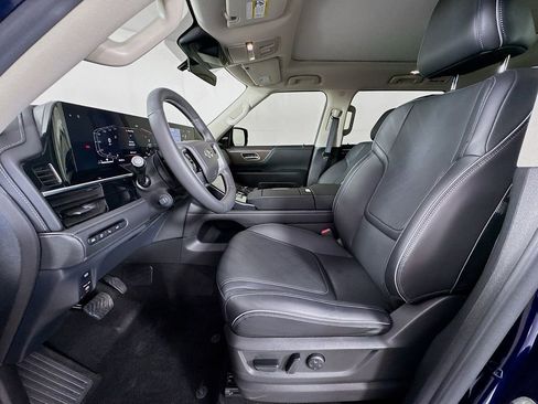 Certified 2025 INFINITI QX80 Luxe image 26
