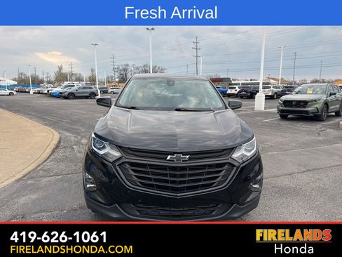 Used 2021 Chevrolet Equinox LT image 2