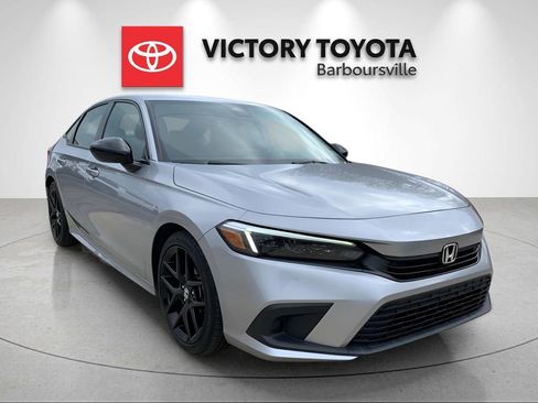 Used 2023 Honda Civic Sport image 1