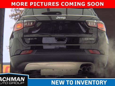 Used 2022 Jeep Compass Limited image 3