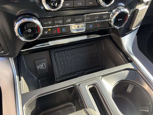 New 2025 Ford F150 Platinum w/ Equipment Group 702A High image 24