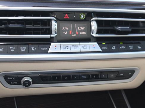 Used 2021 BMW X5 sDrive40i w/ Premium Package image 18