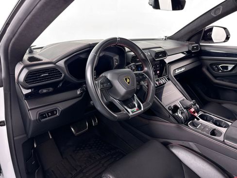Used 2021 Lamborghini Urus AWD/4WD image 9