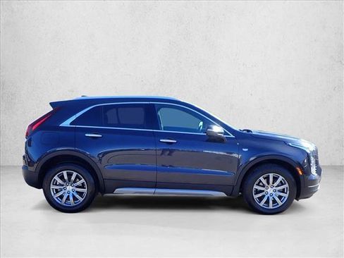 Used 2023 Cadillac XT4 Premium Luxury image 5