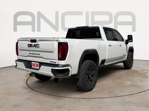 Used 2021 GMC Sierra 2500 AT4 w/ AT4 Preferred Package AWD/4WD image 10
