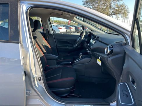 New 2025 Nissan Versa SR image 32
