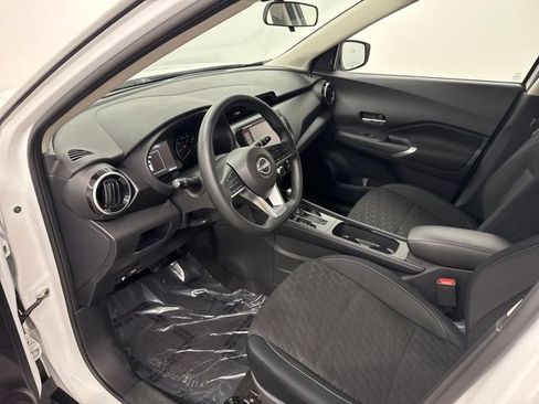 Used 2023 Nissan Kicks SV FWD image 15