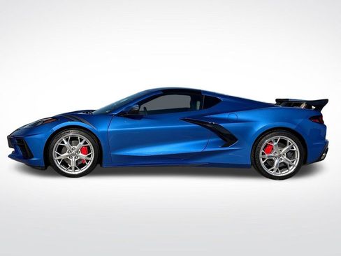 Used 2023 Chevrolet Corvette Stingray Coupe w/ Chrome Exterior Badge Package RWD image 2