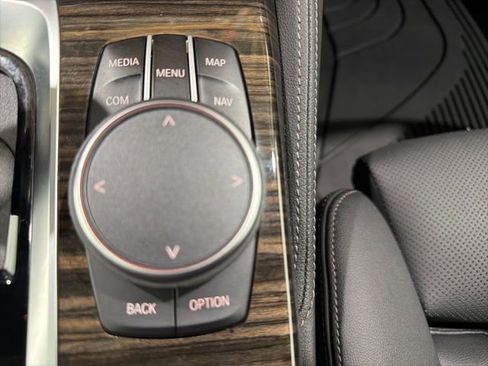 Certified 2023 BMW 530i xDrive w/ M Sport Package AWD/4WD image 39