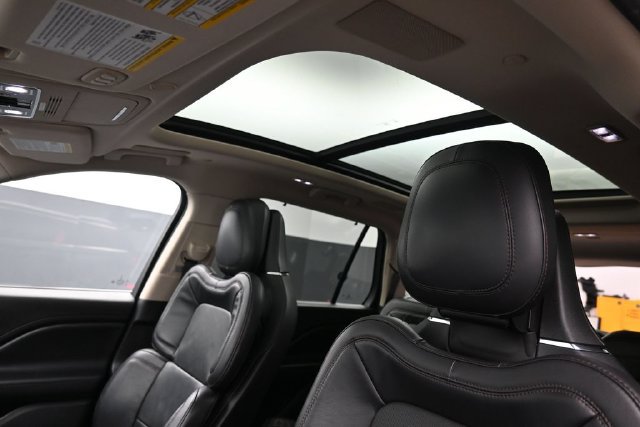 Used 2021 Lincoln Aviator Reserve w/ Equipment Group 202A AWD/4WD image 19