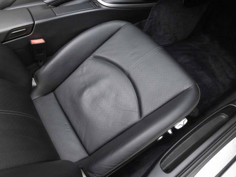 Used 2006 Porsche 911 Carrera S RWD image 40